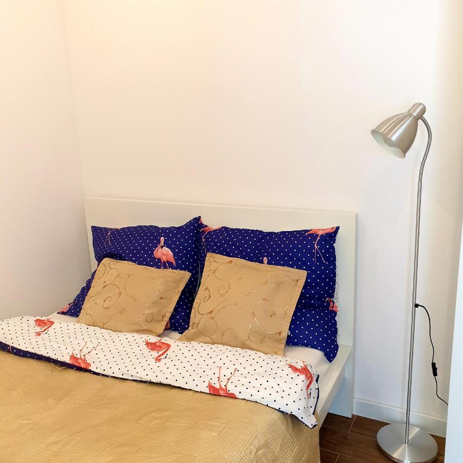 Apartament Z Historia Jelenia Gora Bagian luar foto